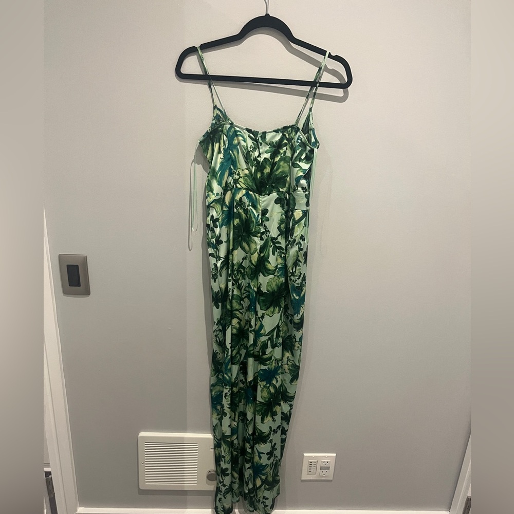 Zara Floral one piece - Picture 7 of 7